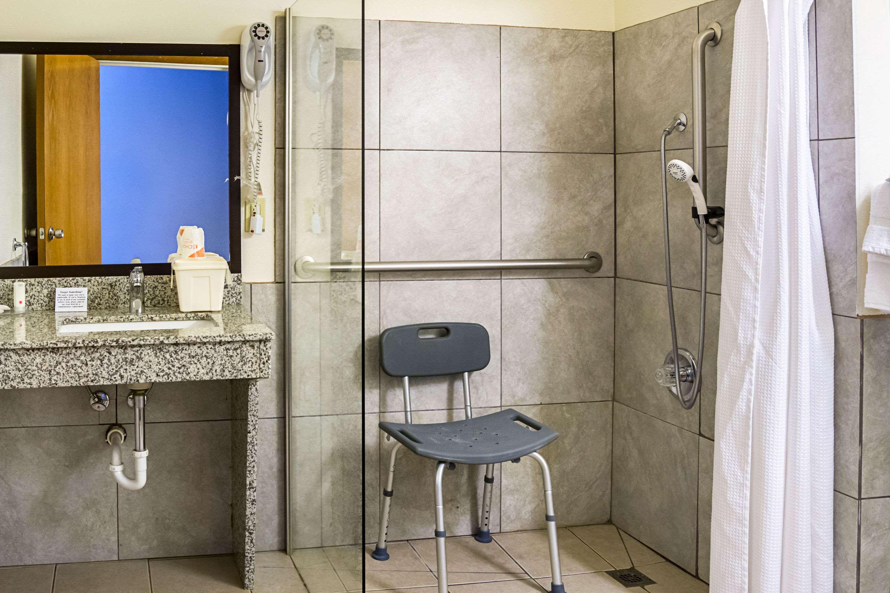 Quality Inn & Suites Clackamas - Portland Kültér fotó