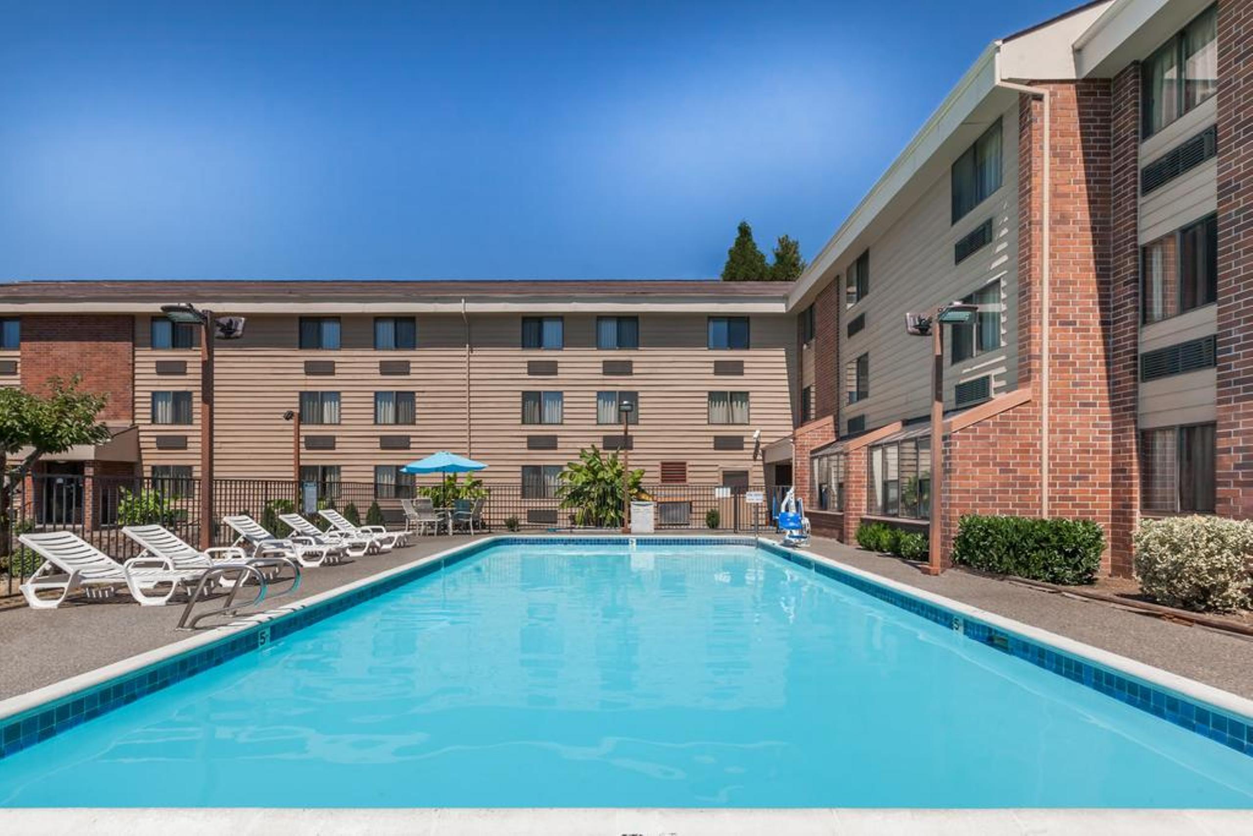 Quality Inn & Suites Clackamas - Portland Kültér fotó