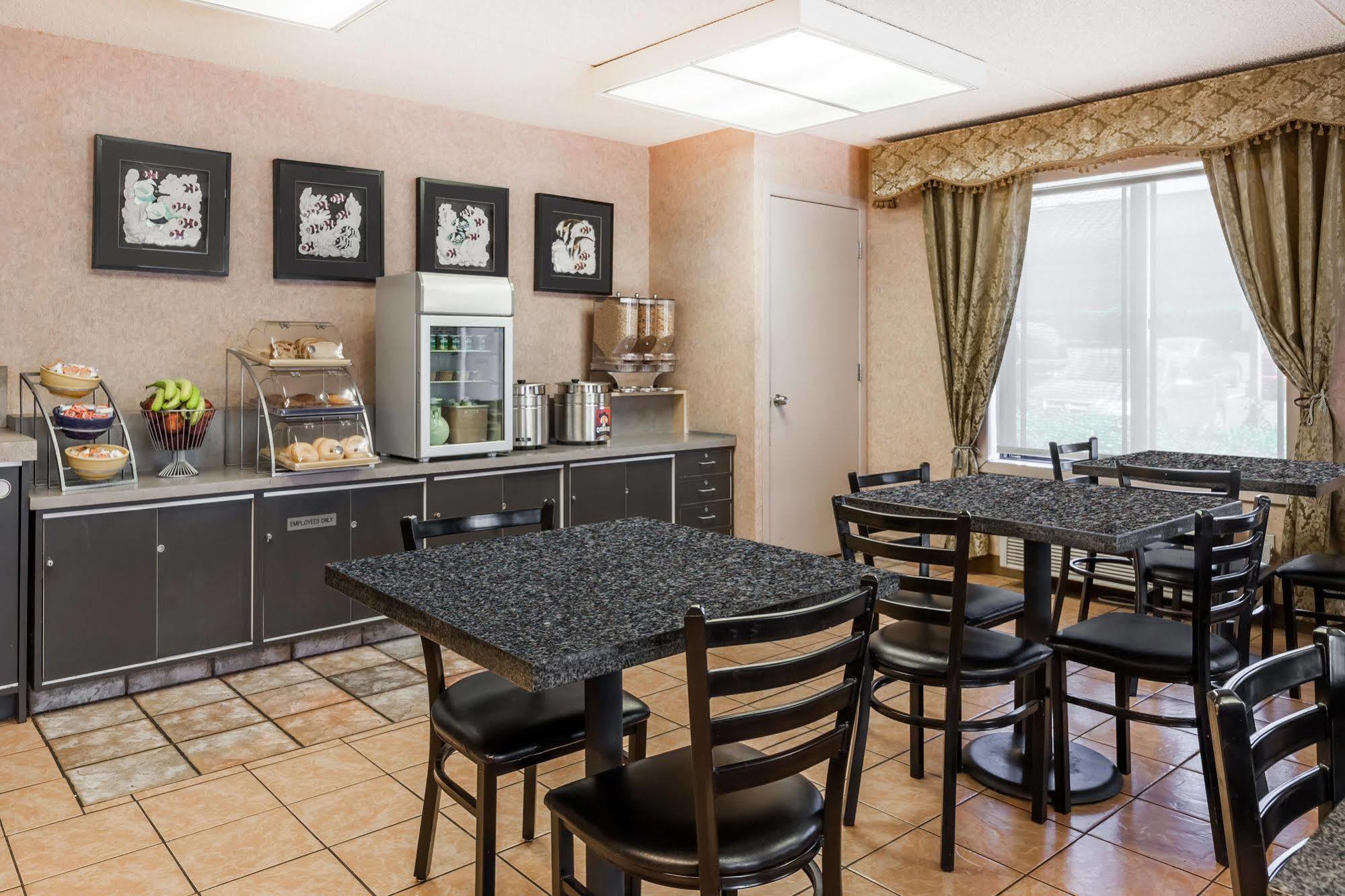 Quality Inn & Suites Clackamas - Portland Kültér fotó